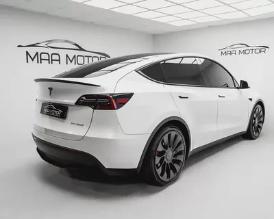 2024 Tesla Model Y Performance | GCC Specs | Like New-3