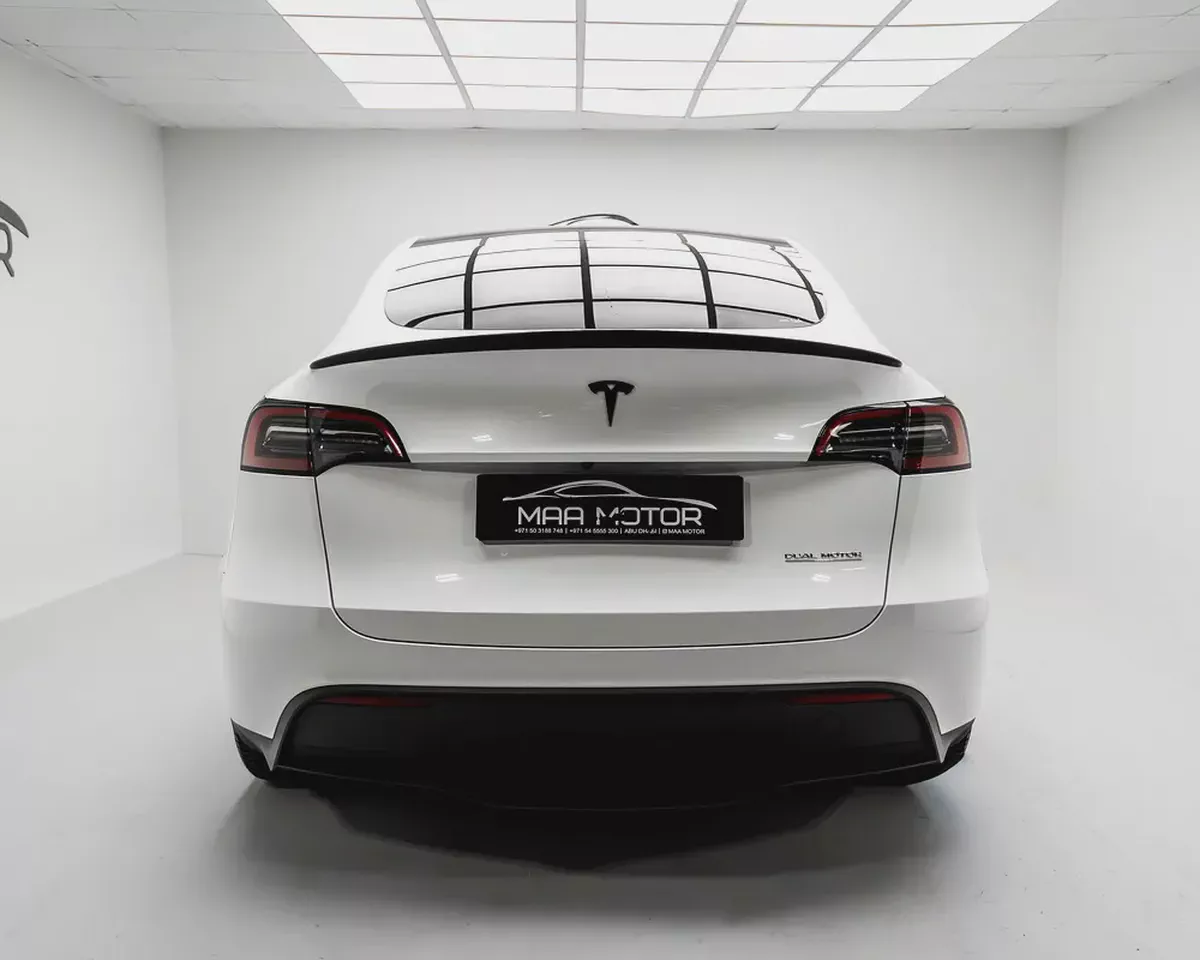 2024 Tesla Model Y Performance | GCC Specs | Like New-4-4