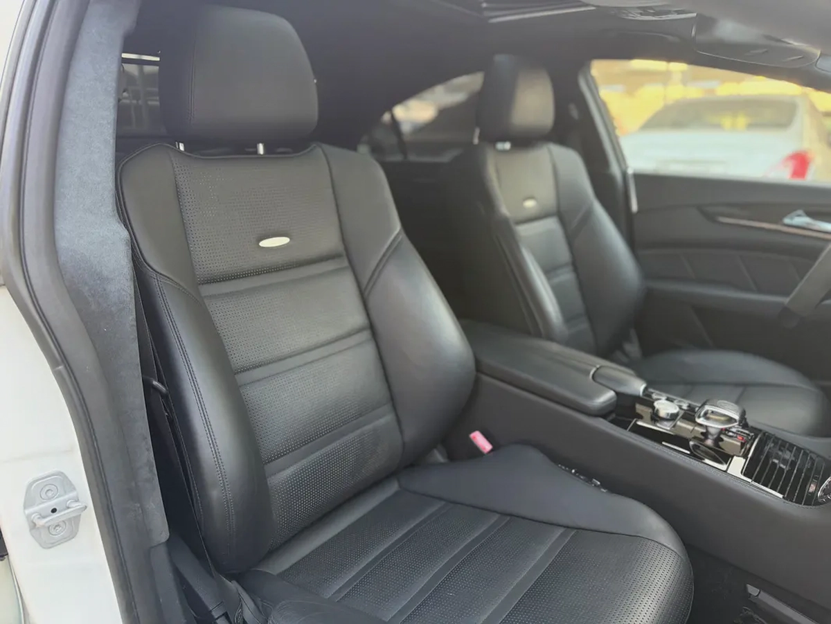 MERCEDES CLS 63 AMG - 2012 - 90,000 kms - JAPANESE SPEC-8-8