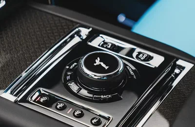 Rolls-Royce Cullinan-3