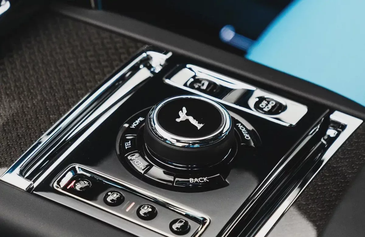 Rolls-Royce Cullinan-3-3