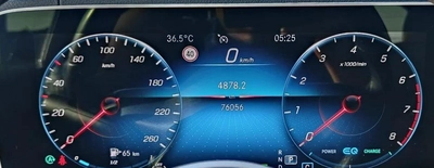 Mercedes Benz GLE 450 AMG SUV 4Matic Original paint 2021 GCC - AED 180,000-4