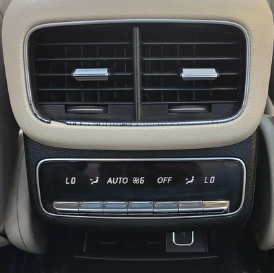 Mercedes Benz GLE 450 AMG SUV 4Matic Original paint 2021 GCC - AED 180,000-13