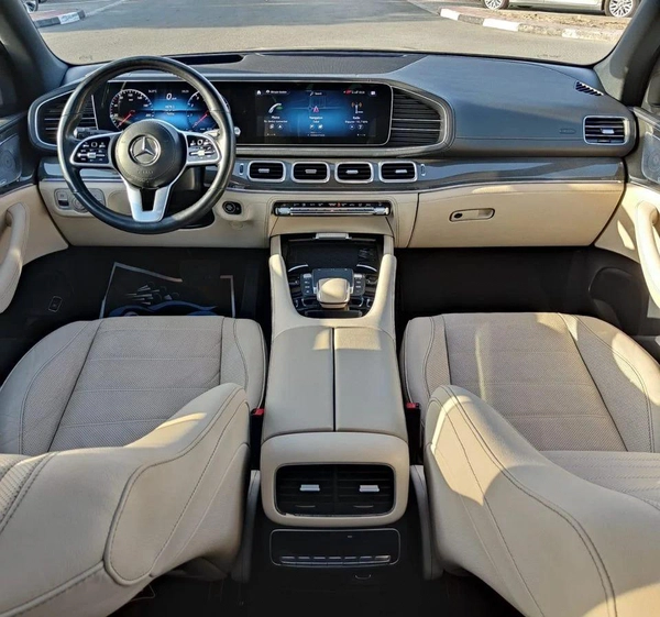 Mercedes Benz GLE 450 AMG SUV 4Matic Original paint 2021 GCC - AED 180,000