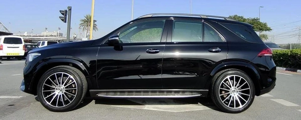 Mercedes Benz GLE 450 AMG SUV 4Matic Original paint 2021 GCC - AED 180,000