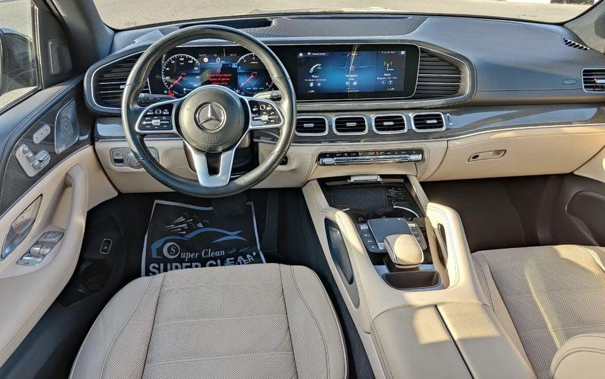 Mercedes Benz GLE 450 AMG SUV 4Matic Original paint 2021 GCC - AED 180,000-1-1