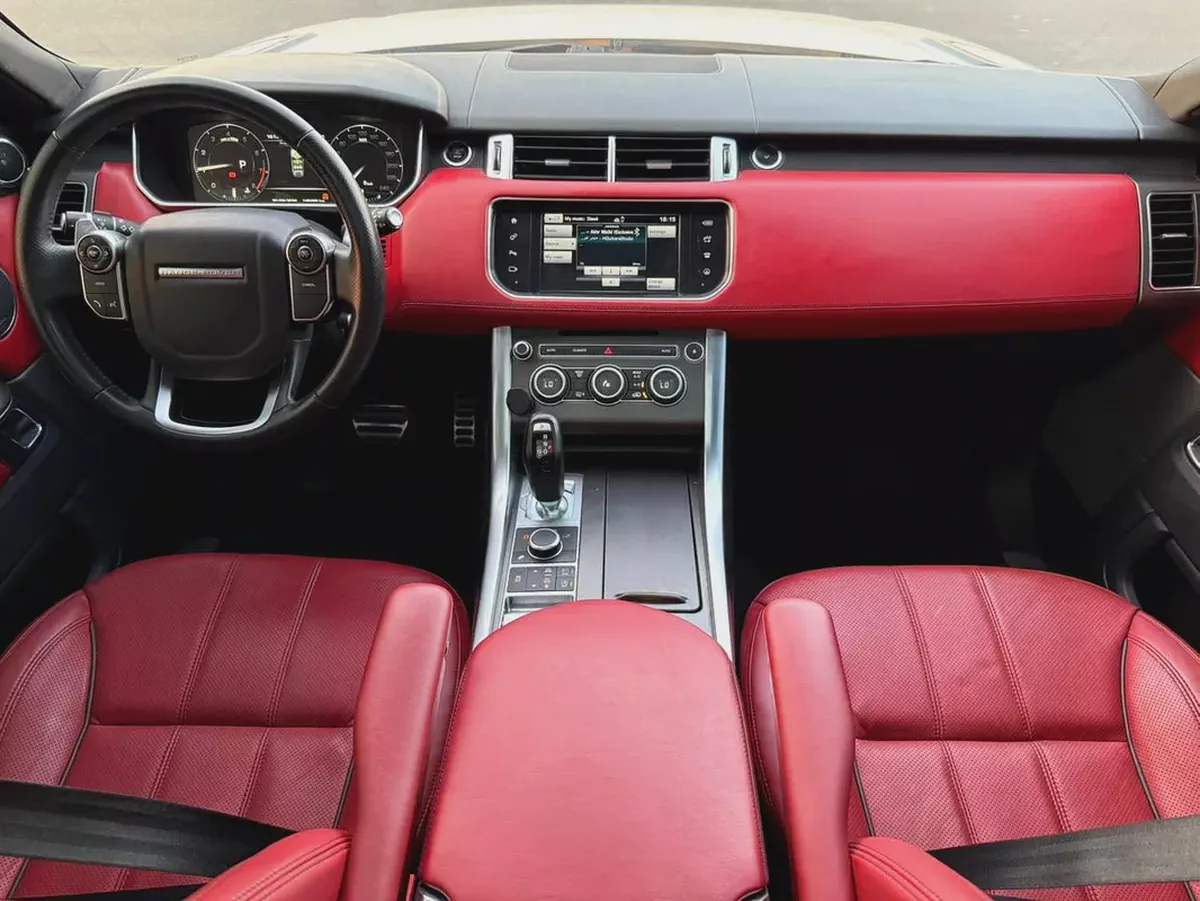 Stunning Land Rover Range Rover Sport HSE Supercharged 2016 - GCC Specs-16-16