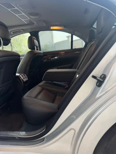 Mercedes Benz S550 2012-4