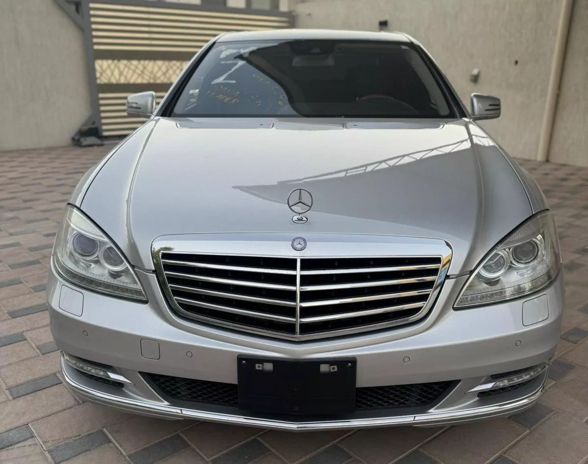 Mercedes Benz S550 2012-2-2
