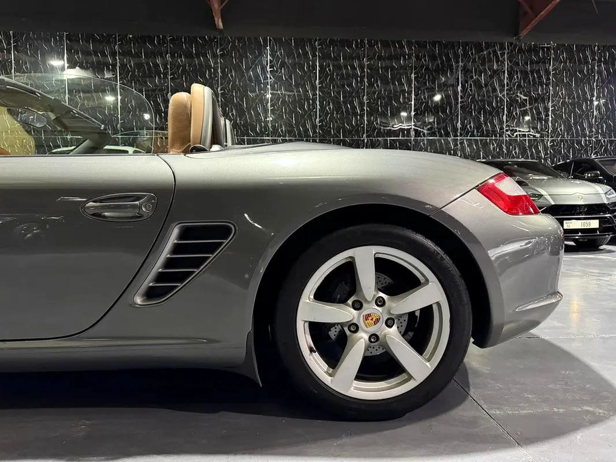 Porsche Boxster 2006 | Japanese specs | Original Paint | Well maintained-16-16
