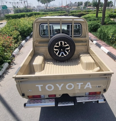New Toyota Land Cruiser 2026 Pickup-2