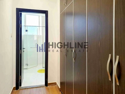 Luxury 5-Bedroom Villa service block & poo-16