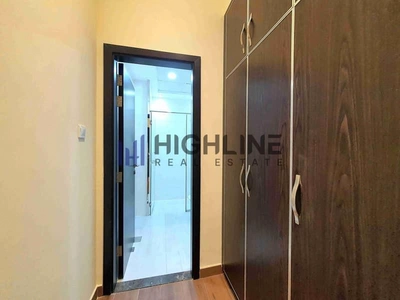 Luxury 5-Bedroom Villa service block & poo-23