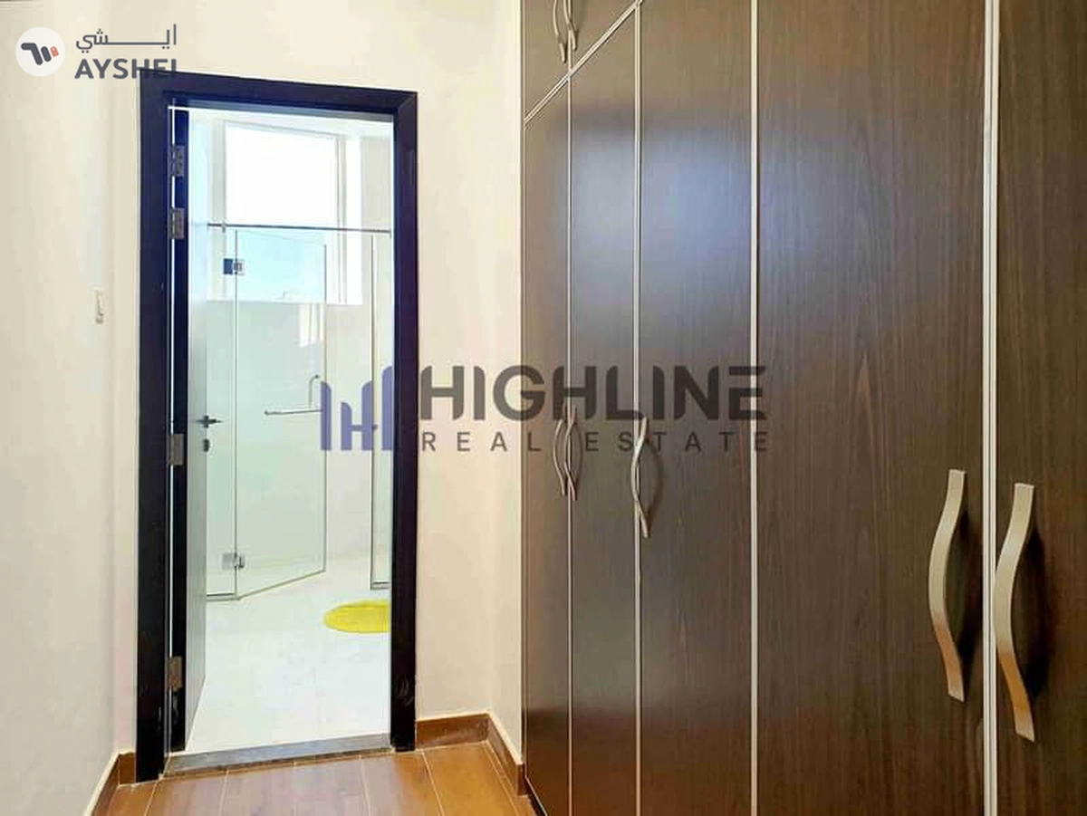 Luxury 5-Bedroom Villa service block & poo-16-16