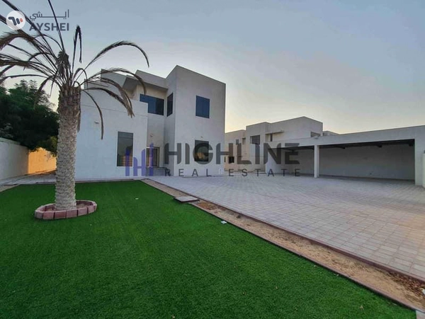 Luxury 5-Bedroom Villa service block & poo