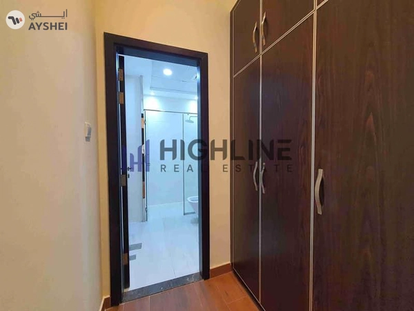 Luxury 5-Bedroom Villa service block & poo