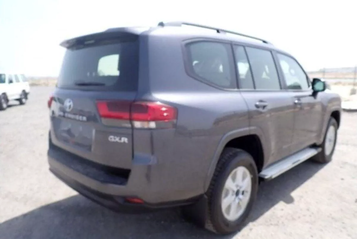 Toyota Land Cruiser GXR LAND CRUISER GXR 4.0L-4-0