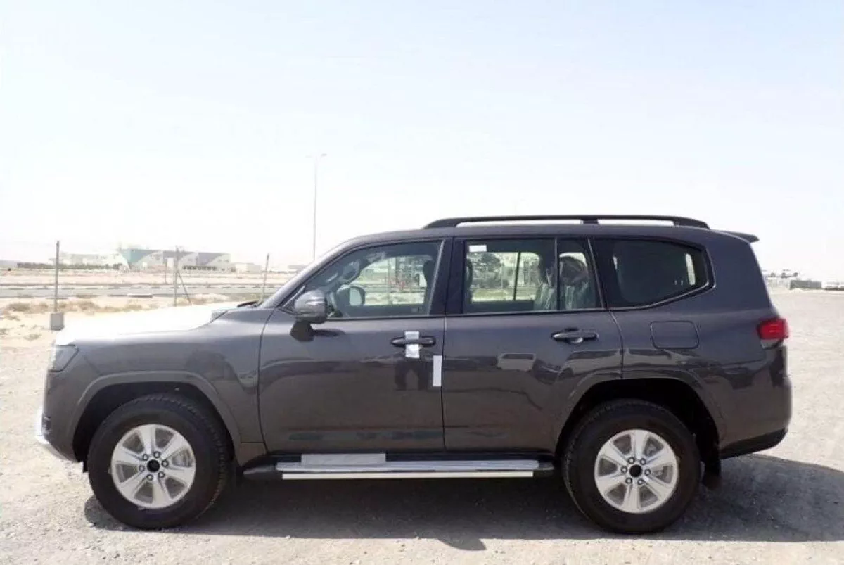 Toyota Land Cruiser GXR LAND CRUISER GXR 4.0L-6-0