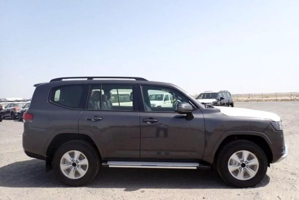 Toyota Land Cruiser GXR LAND CRUISER GXR 4.0L-7-0