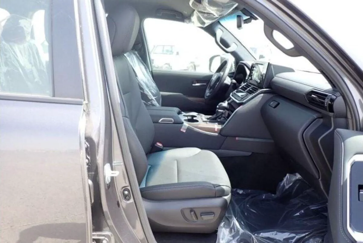 Toyota Land Cruiser GXR LAND CRUISER GXR 4.0L-8-0