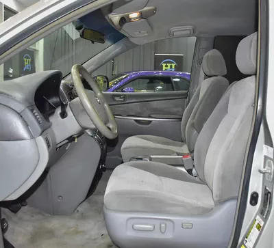 EXCELLENT DEAL for our Toyota Sienna LE ( 2008 Model ) in Silver Color American Specs-9
