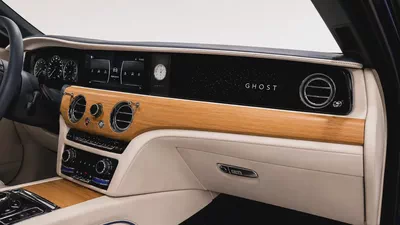 2021 | Rolls Royce Ghost BB | GCC SPECS | Full Service history | Low Mileage-16