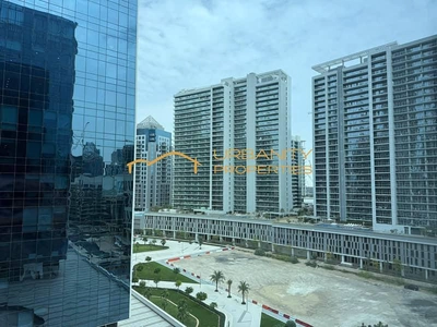 Office for Rent | Fully Fitted | Prime Business Bay Location-4