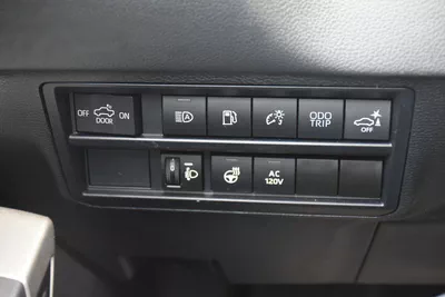 TUNDRA LIMITED HYBRID 4WD 2023 | GREY-1
