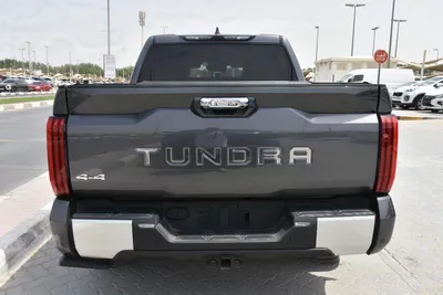 TUNDRA LIMITED HYBRID 4WD 2023 | GREY-15