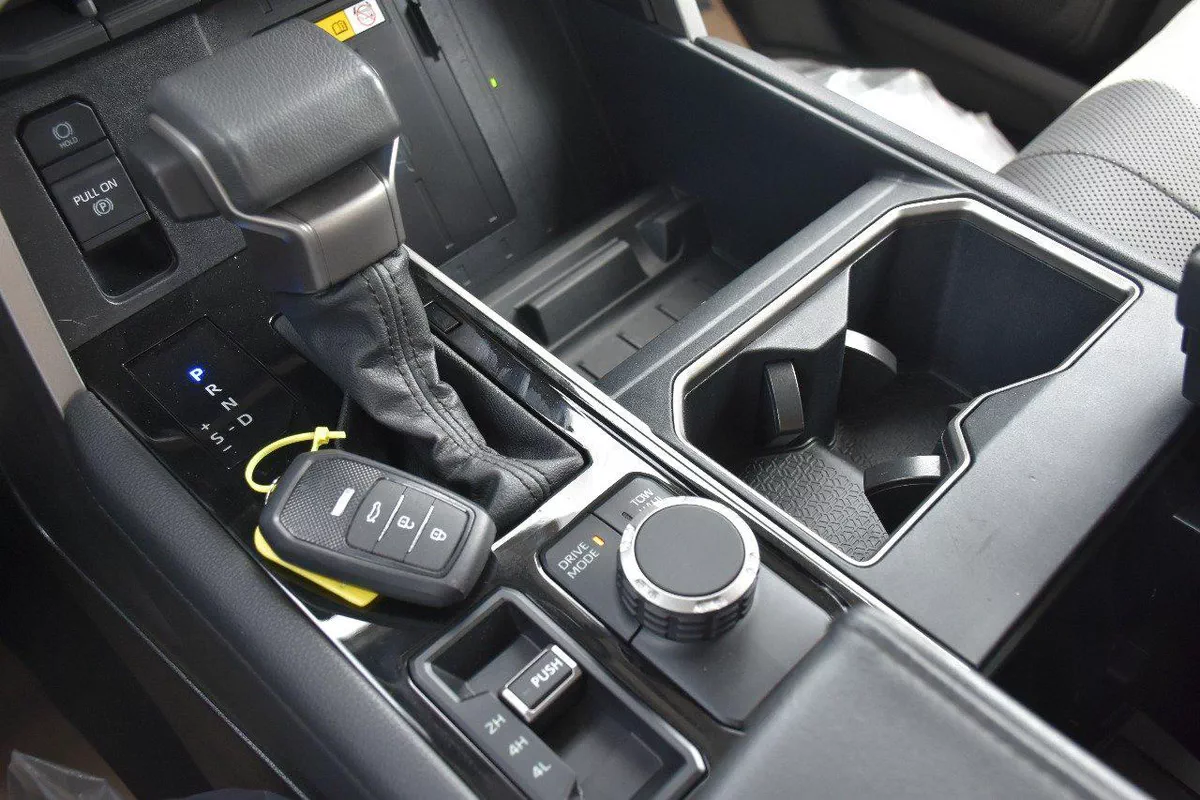 TUNDRA LIMITED HYBRID 4WD 2023 | GREY-12-12