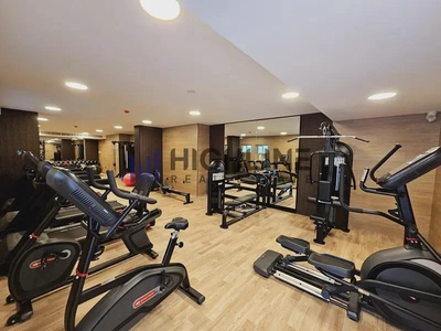 Recently Renovated | Near Metro | Prime Location | Pool & Gym-8
