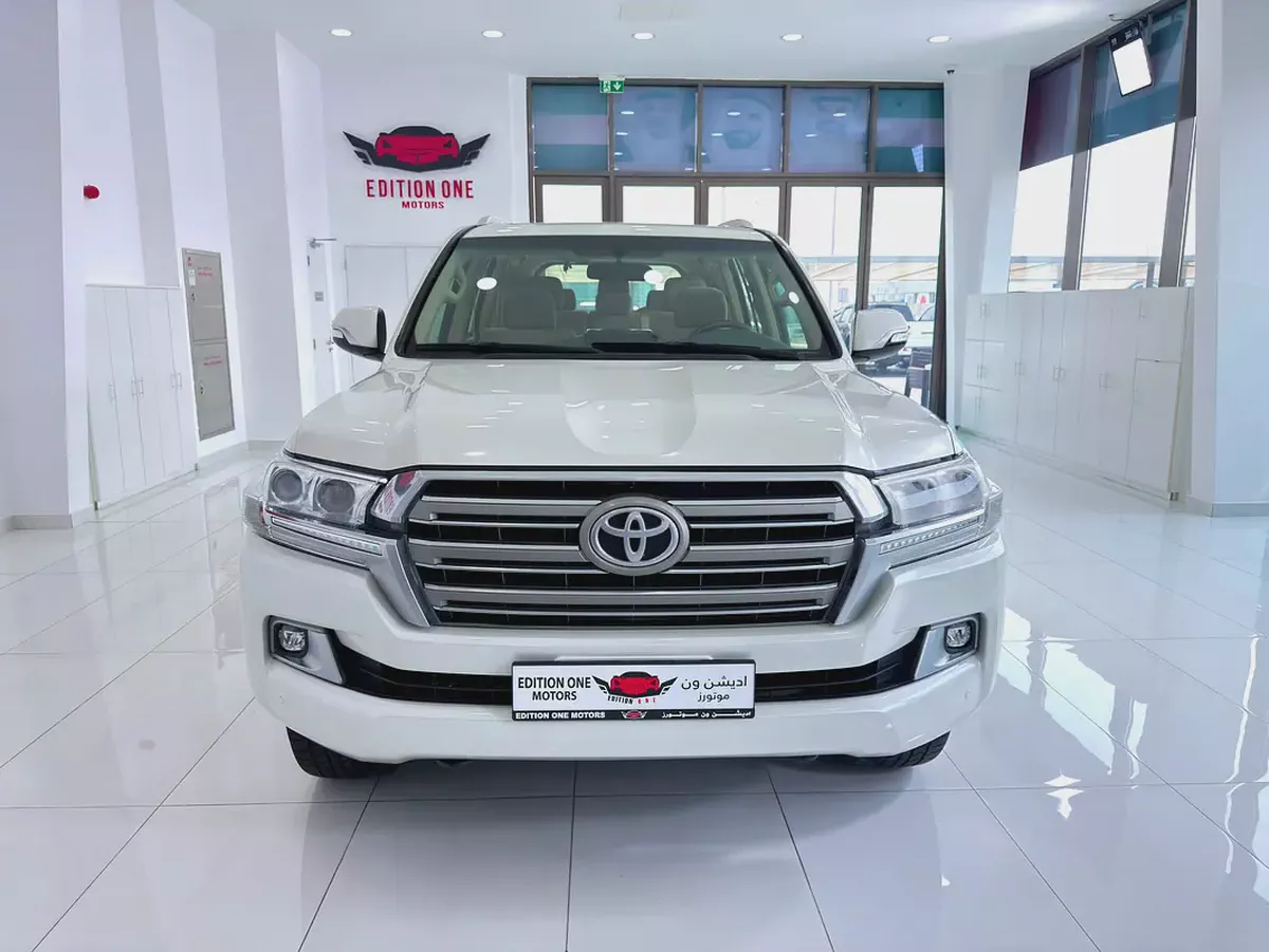 Toyota Land Cruiser GXR 2020 GCC Specs-1-1