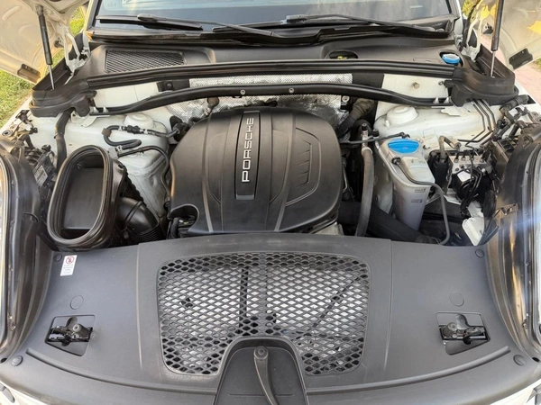 Porsche Macan T 2.0L (260 HP)