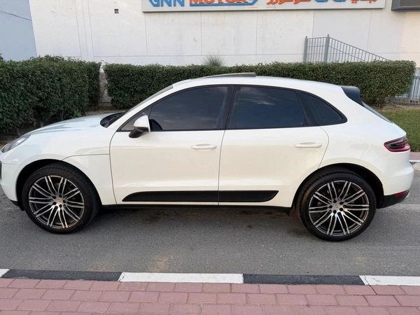 Porsche Macan T 2.0L (260 HP)