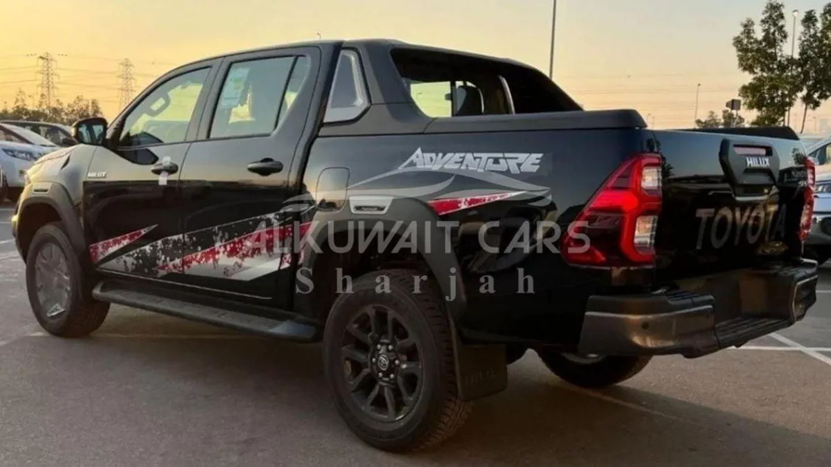 Toyota Hilux ADVENTURE Toyota Hilux Adventure 2.8L Diesel 2023-4-0