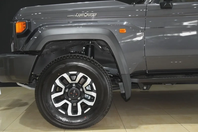 2026 ll Toyota Land Cruiser Lc 76 Gcc ll Al-Futtaim Warranty-5