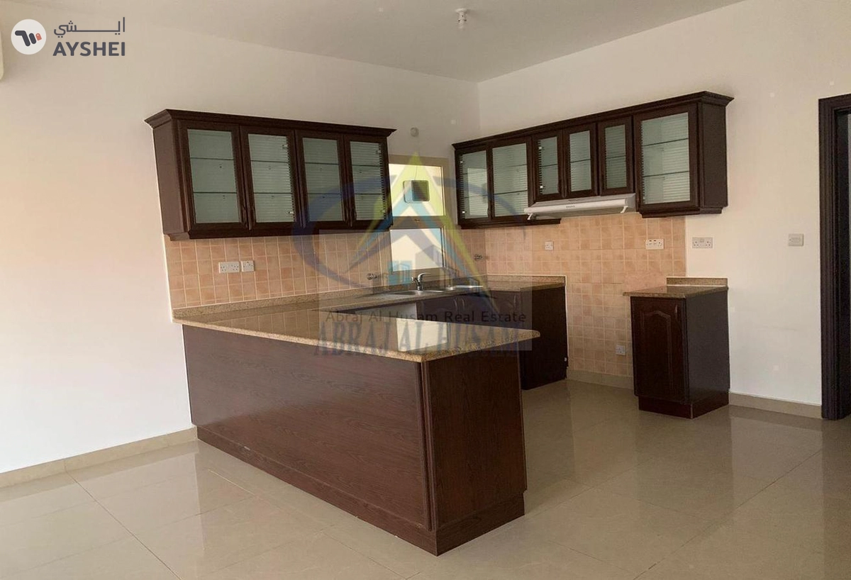 Compound for rent in Shakhbout City-4-4