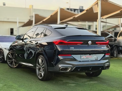 BMW X6 M50 V8 Under WarrantyService Gcc Free Paint-6