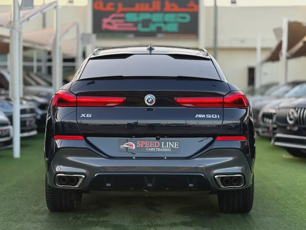 BMW X6 M50 V8 Under WarrantyService Gcc Free Paint