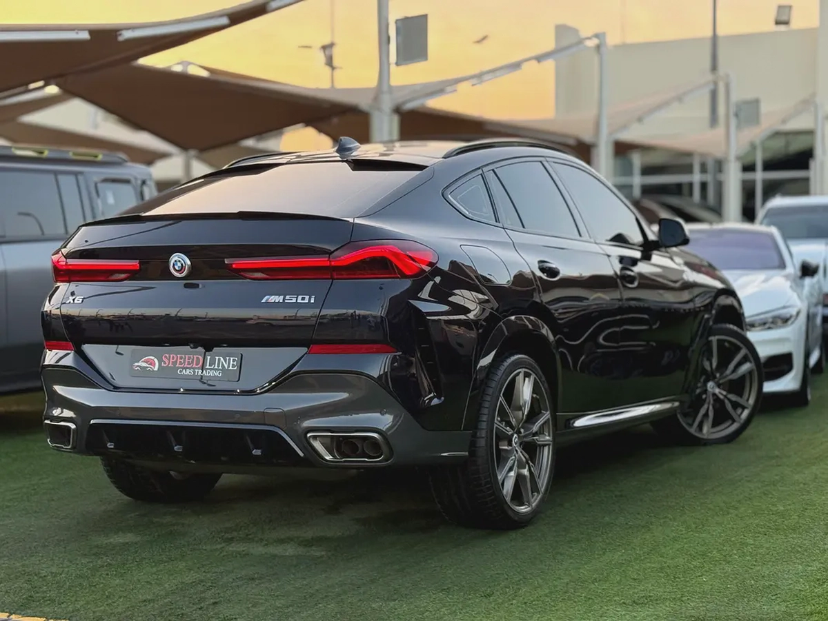 BMW X6 M50 V8 Under WarrantyService Gcc Free Paint-7-7