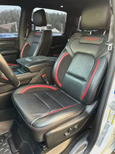 DODGE RAM TRX 6.2 L supercharged GCC 2022
Service History ( Under Warranty )
Original Paint Zero Acc-7