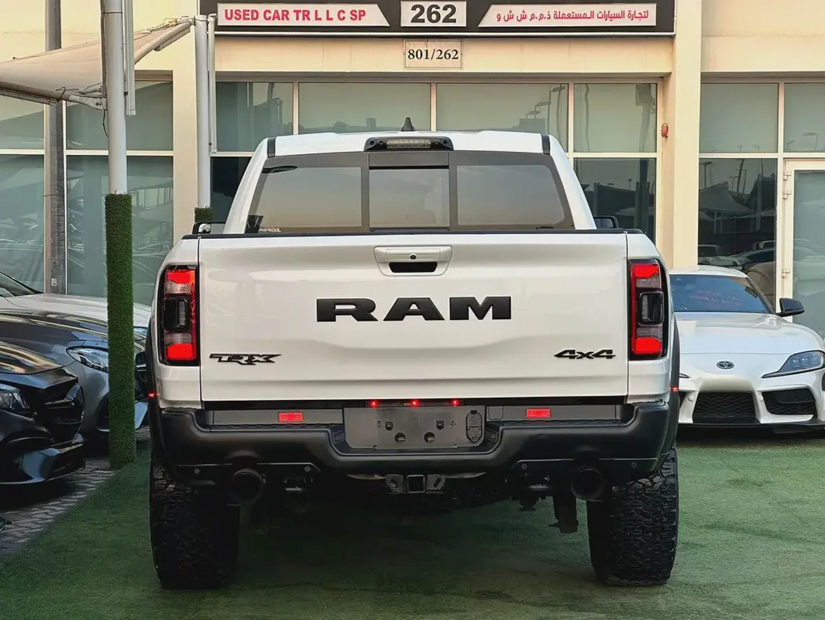 DODGE RAM TRX 6.2 L supercharged GCC 2022
Service History ( Under Warranty )
Original Paint Zero Acc-2-2