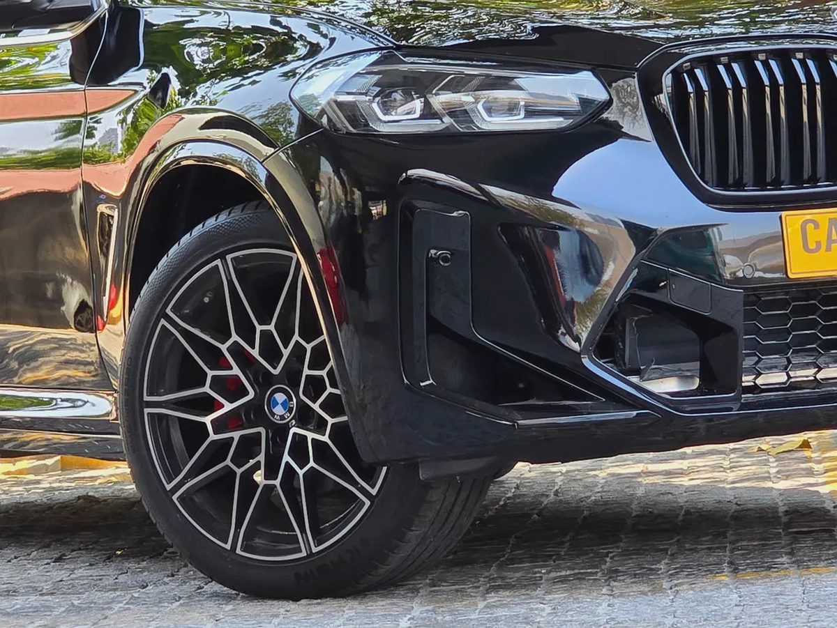 BMW X4 xDrive30i M Sport 2022 | 2,600 AED P/M | 1 Year warranty GCC Specs | Low Mileage-4-4