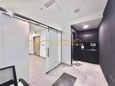 Modern Fitted Office | Prime Location | Multiple options available-7