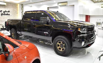 Chevrolet Silverado High Country 4x4 6.2 L ( 2017 Model ) in Black Color GCC Specs-11