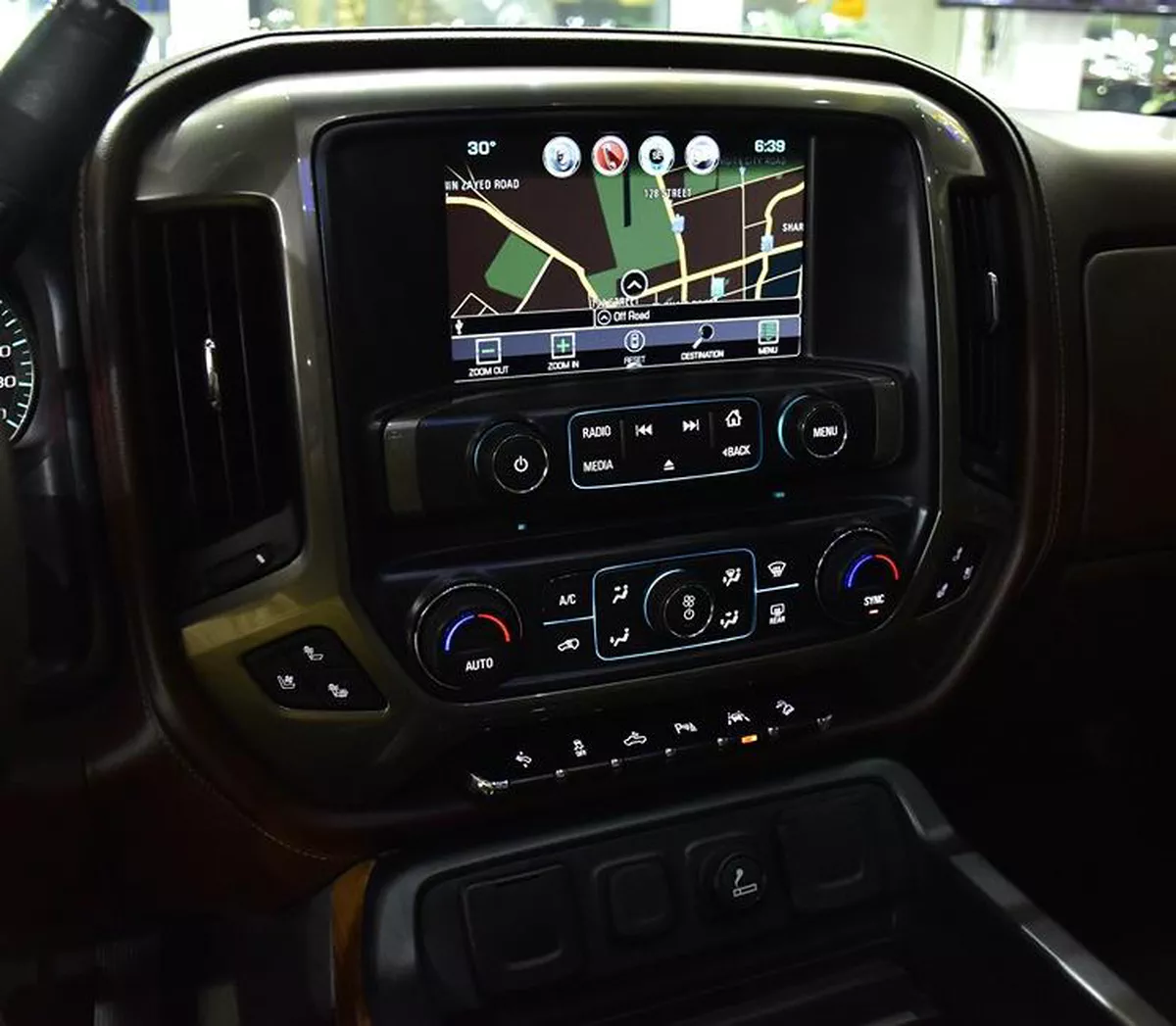 Chevrolet Silverado High Country 4x4 6.2 L ( 2017 Model ) in Black Color GCC Specs-7-7
