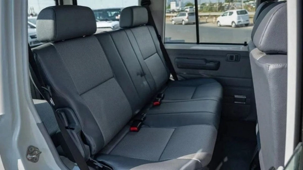 Toyota Land Cruiser 70 HARDTOP 4.2 5DOOR