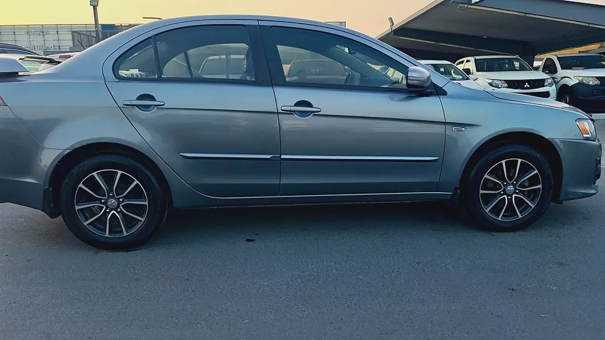 Mitsubishi Lancer EX 2016 GLS GCC Specs-2-2