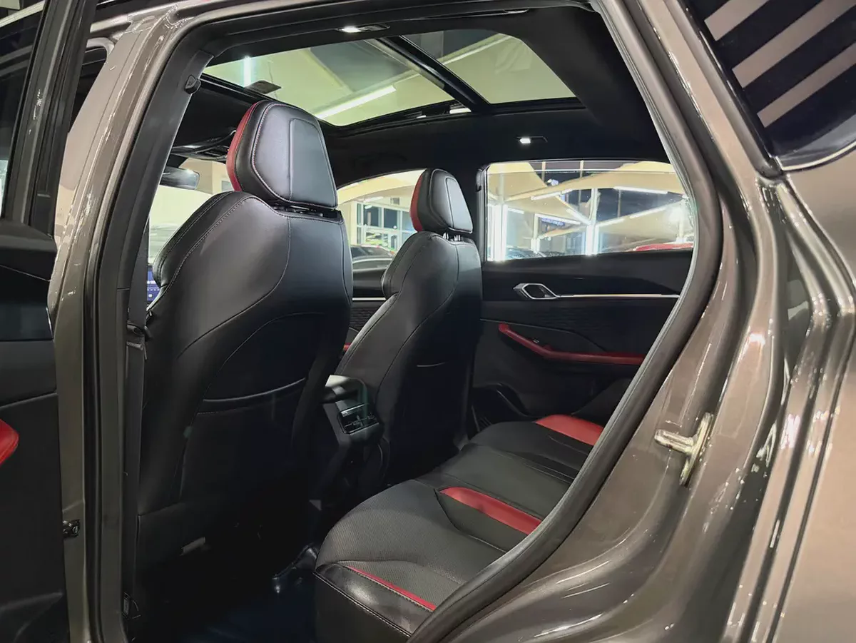 GEELY COOLRAY—2025–GCC—GF+ —ORIGINAL PAINT—SERVICE AGENCY—UNDER WARRANTY-8-8