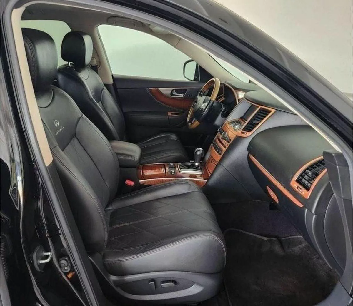 Infiniti FX35 LUXURY 3.5L-6CYL - EXCELLENT CONDITION - JAPANESE SPECIFICATION-6-0